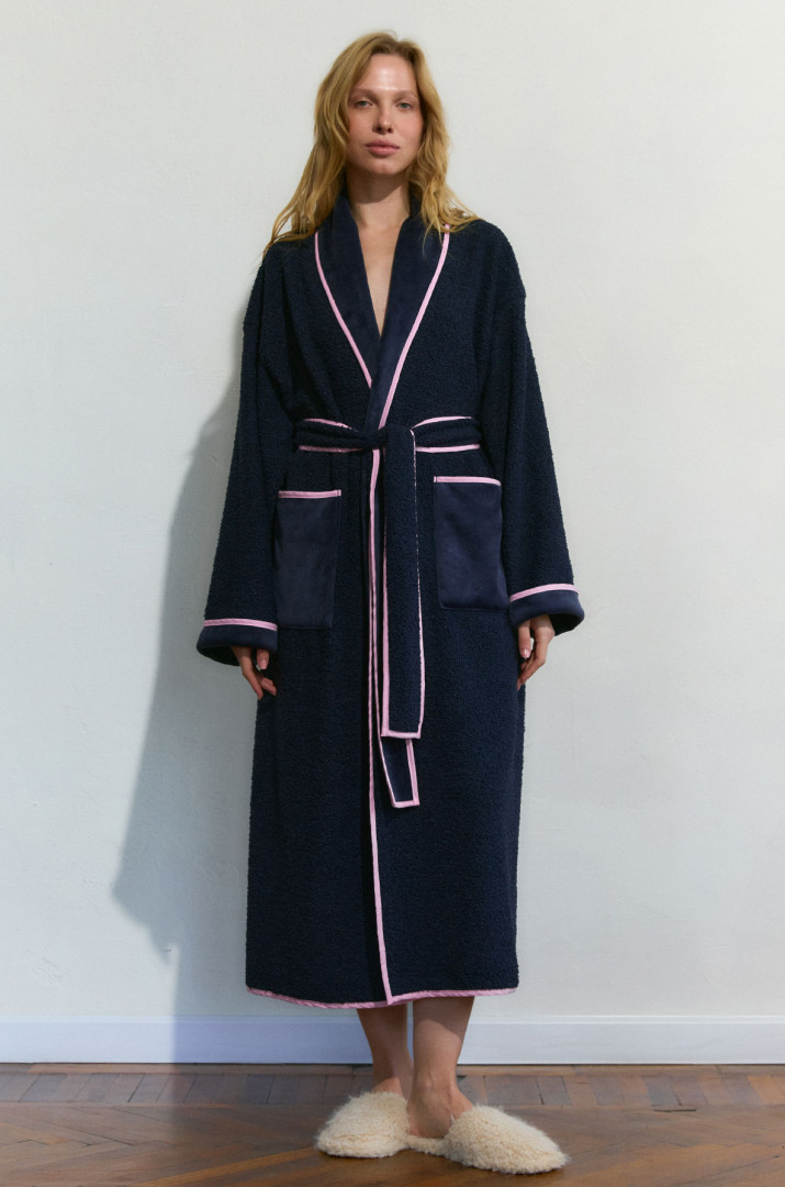 Халат з кантом на велюрі