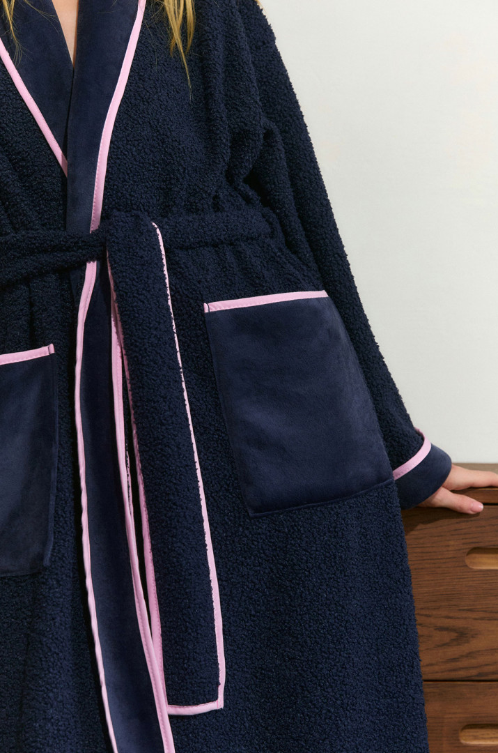 Халат з кантом на велюрі