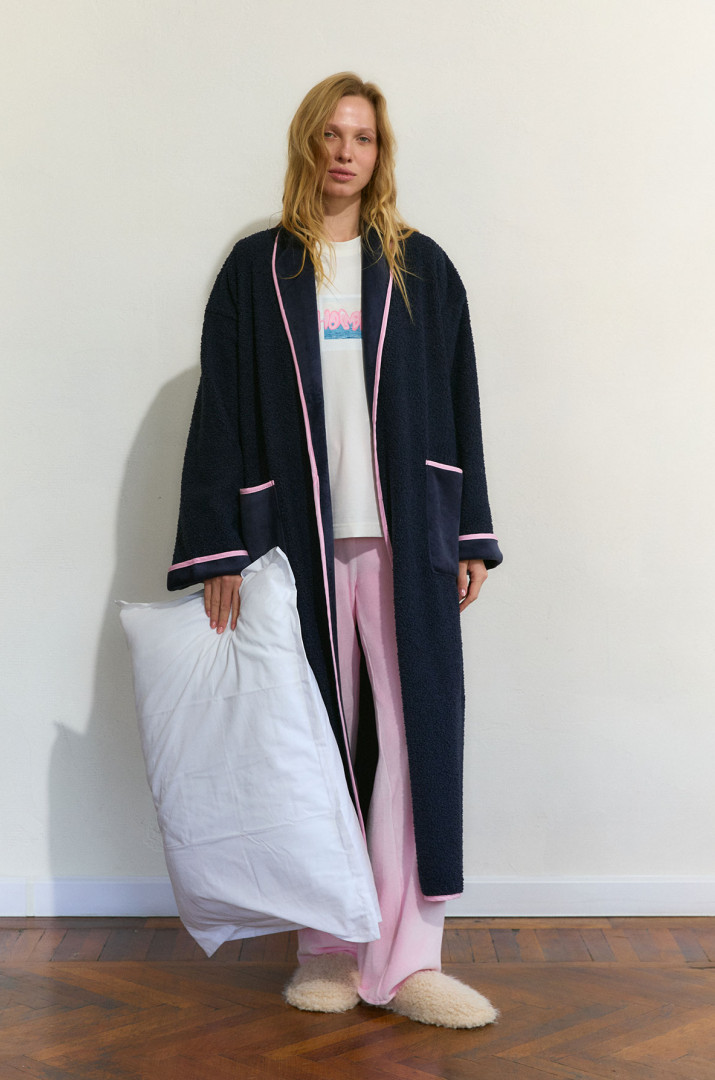 Халат з кантом на велюрі