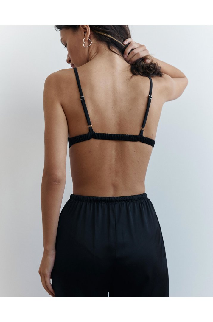 Топ на бретелях сатин