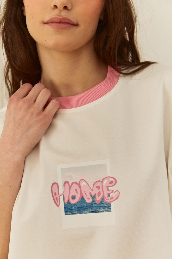 Футболка з принтом "Home"