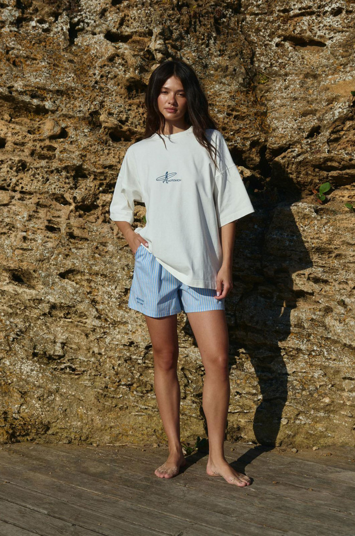 Футболка з вишивкою Surfer