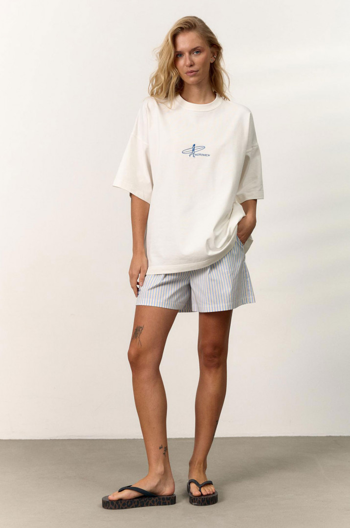 Футболка з вишивкою Surfer