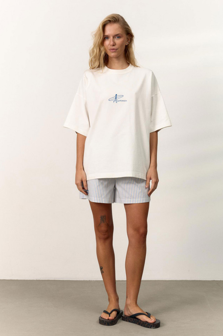 Футболка з вишивкою Surfer