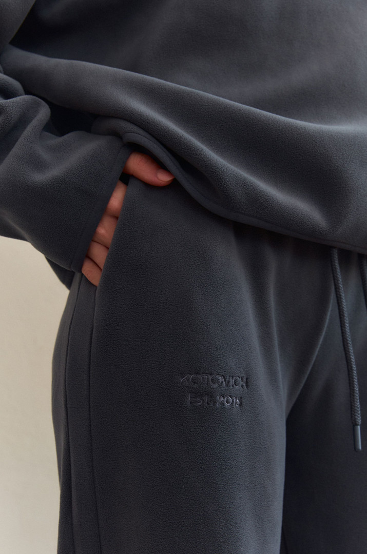 Штани з вишивкою фліс