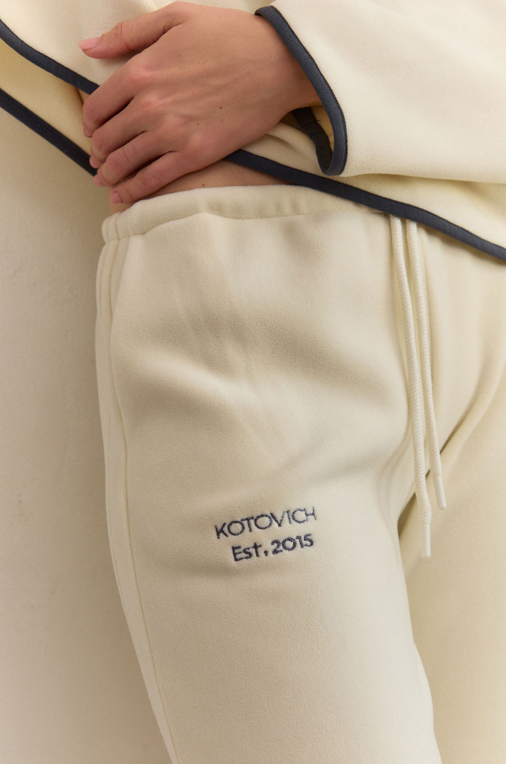 Штани з вишивкою фліс