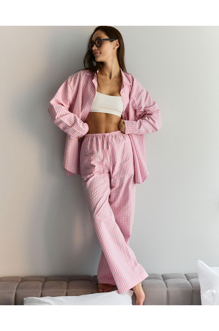 Штани в клітинку