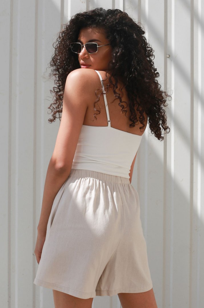 Shorts Kotovich color beige Shorts Kotovich color beige