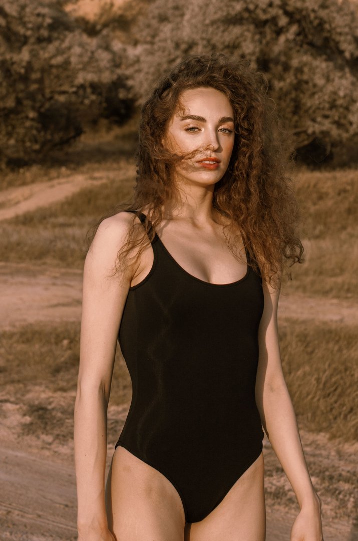One-piece black Malibu swimsuit One-piece black Malibu swimsuit